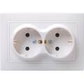 KVARTA Розетка 2-местная с заземлением без защитных шторок 16А кер. РС12-3-КБ белый GENERICA