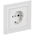 BRITE Розетка 1-местная с заземлением с защитными шторками 16А в сборе РСР14-1-0-БрАБ арктический бе
