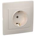 KVARTA Розетка 1-местная с заземлением с защитными шторками 16А кер. РСш10-3-Км кремовый GENERICA