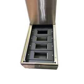 Люк напольный на 12 постов (45х45) горизонт., с крышкой из нерж.сталь, IP40, SPL 300031