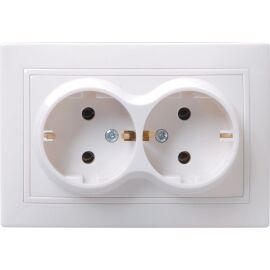 KVARTA Розетка 2-местная с заземлением без защитных шторок 16А кер. РС12-3-КБ белый GENERICA