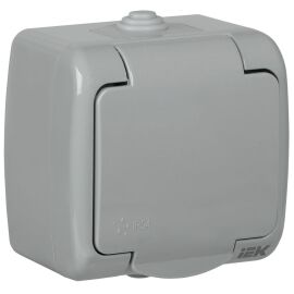 AQUATIC Розетка 1-местная с заземлением и крышкой для открытой установки 16А IP54 РСш12-2-А GENERICA