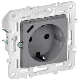 SKANDY Розетка с заземлением с защитными шторками 16А с USB C 18Вт SK-R17Gr серый IEK