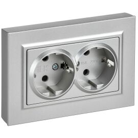 BRITE Розетка 2-местная с заземлением с защитными шторками плоская 16А в сборе РСшПл12-3-БрА алюмини