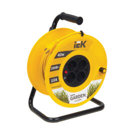 Удлинитель на катушке с т/з, 4 места, 2Р/40м, 2х1,0мм2, IEK WKP23-10-04-40