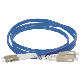 Шнур оптический SC/UPC-LC/UPC, MM 50/125, 2м, Duplex OM4, маджента, ITK FPC5004-LCU-SCU-C2L-2M