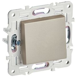 SKANDY Выключатель 1-клавишный кнопочный 10А SK-V14Sh шампань IEK