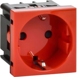 Розетка с заземляющим контактом защитной шторкой и винтовым зажимом (2 модуля) красная