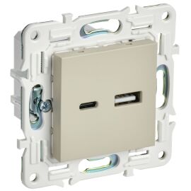 SKANDY Розетка USB A+C 18Вт SK-R13B бежевый IEK