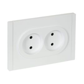FORTE&PIANO Розетка 2-местная без заземления с защитными шторками безвинтовое крепление 10А FP225 бе