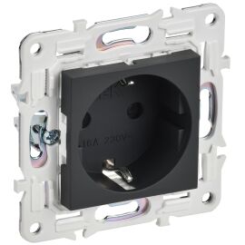 SKANDY Розетка с заземлением с защитными шторками 16А безвинтовое крепление SK-R06G графит IEK