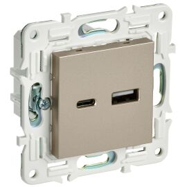 SKANDY Розетка USB A+C 18Вт SK-R13Sh шампань IEK