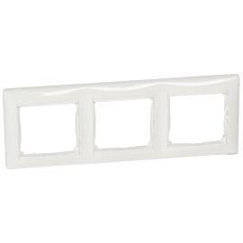 VALENA DIY Рамка 3-местная белый